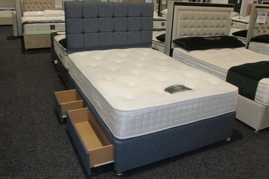 Varis Divan 4'6